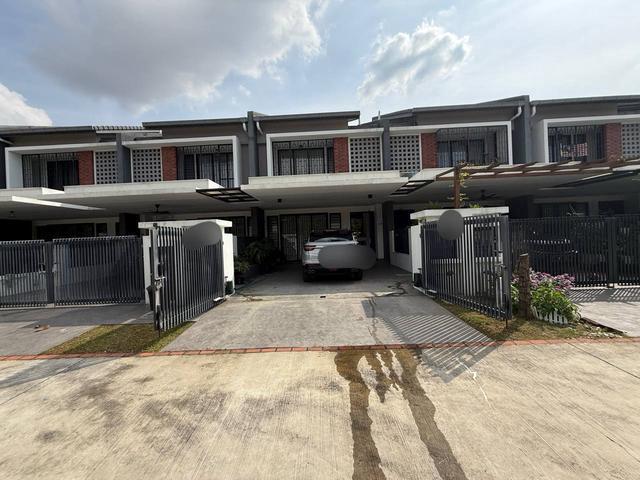 FACING OPEN Double Storey ELMINA GREEN 3