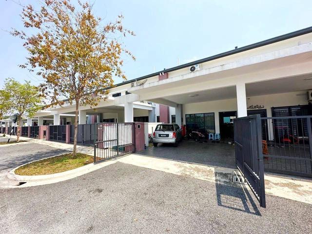 FACING OPEN Double Storey House Woodbury Mahkota Hills Near Semenyih