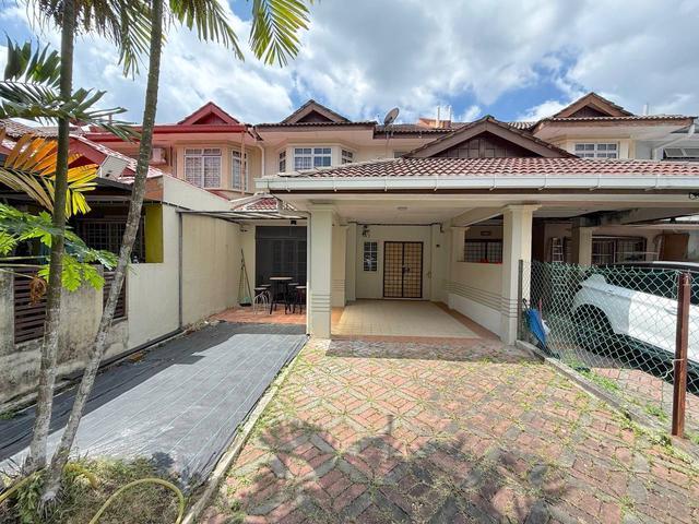 FACING OPEN Double Storey Jalan Pekaka Seksyen 8 Kota Damansara