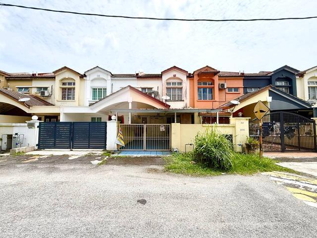 FACING OPEN Double Storey Jalan Temenggung Bandar Mahkota Cheras