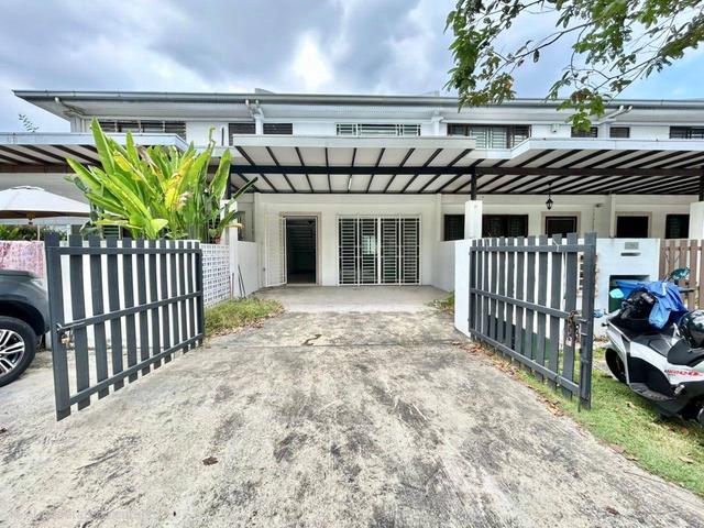 FACING OPEN Double Storey Legian Sek16 Shah Alam