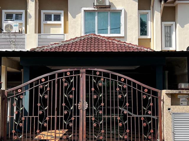 FACING OPEN Double Storey Puncak Saujana Kajang