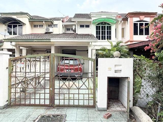 FACING OPEN Double Storey Suadamai Bandar Tun Hussein Onn Cheras