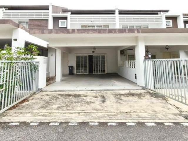 FACING OPEN Double Storey Superlink 24x74 Laman Azalea Nilai Impian