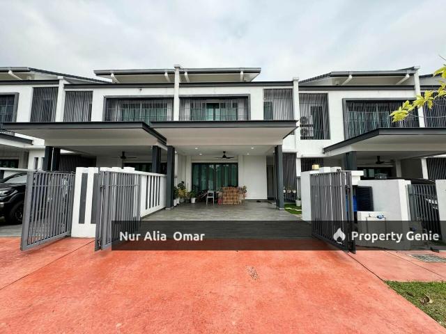 FACING OPEN Double Storey Superlink Temasya Legasi Glenmarie Shah Alam