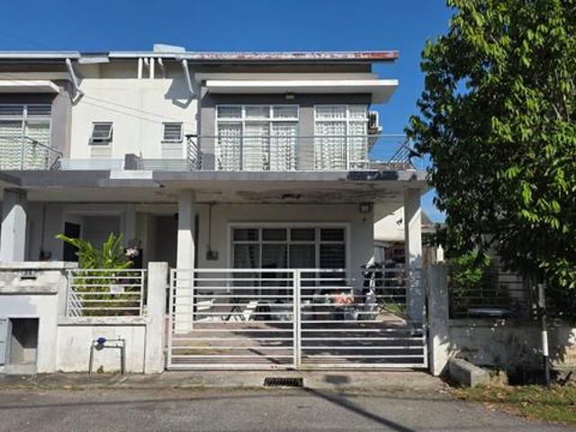FACING OPEN Double Storey SEMID 32x70 SP 9 Bandar Saujana Putra