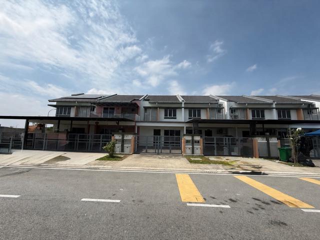 FACING OPEN Double Storey Terrace ALURA Bandar Bukit Raja Klang