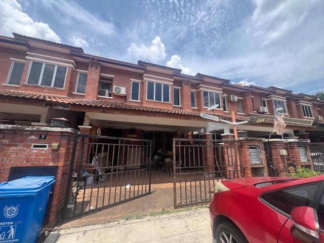 FACING OPEN Double Storey Terrace Alam Budiman Renovated