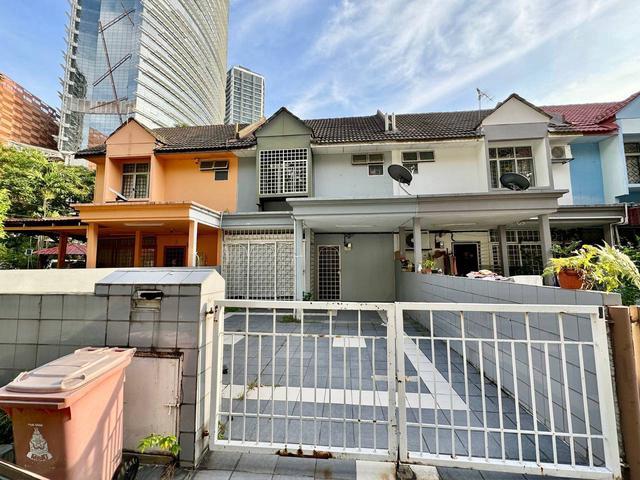 FACING OPEN Double Storey Terrace Kelana Indah SS7 Kelana Jaya