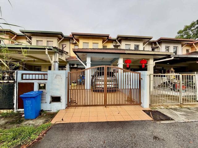 Facing Open Double Storey Terrace Kemuning Grenville Seksyen 32