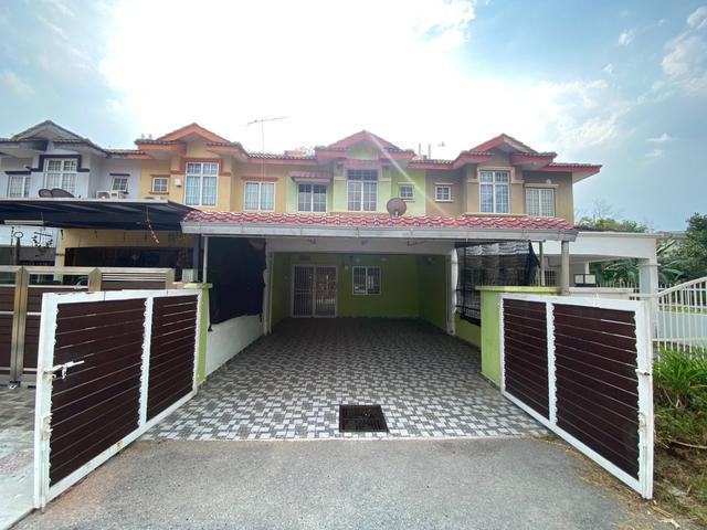 FACING OPEN Double Storey Terrace House Taman Seri Mewah Kajang