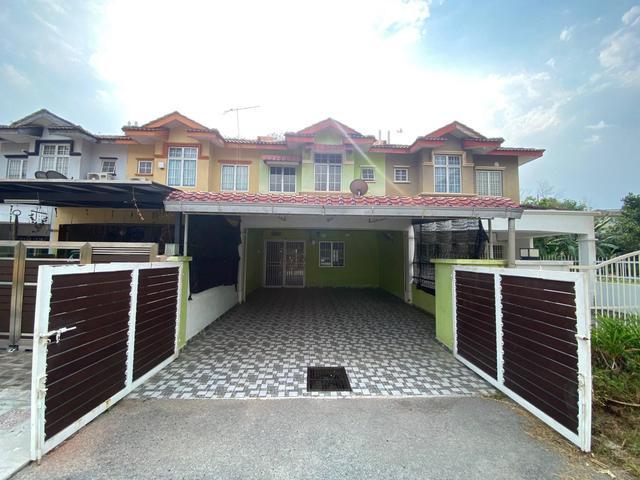 FACING OPEN Double Storey Terrace House Taman Seri Mewah Kajang
