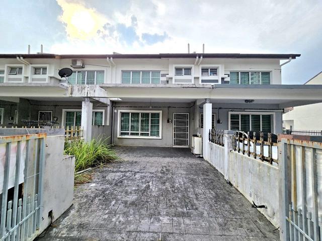 FACING OPEN Double Storey Terrace Hillpark 2 Bandar Teknologi