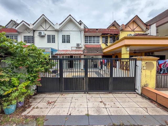 Facing Open Double Storey Terrace Seksyen 19 Shah Alam