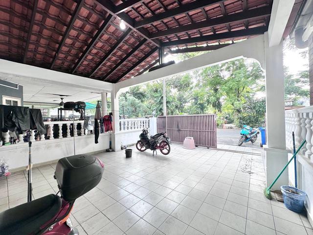 20 x70 FACING OPEN Double Storey Terrace Seksyen 19 Shah Alam