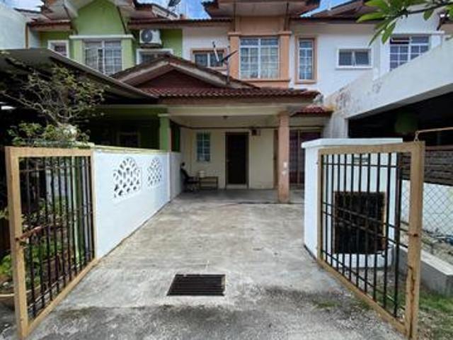 Facing Open Double Storey Terrace Seri Pristana Bandar Saujana Utama