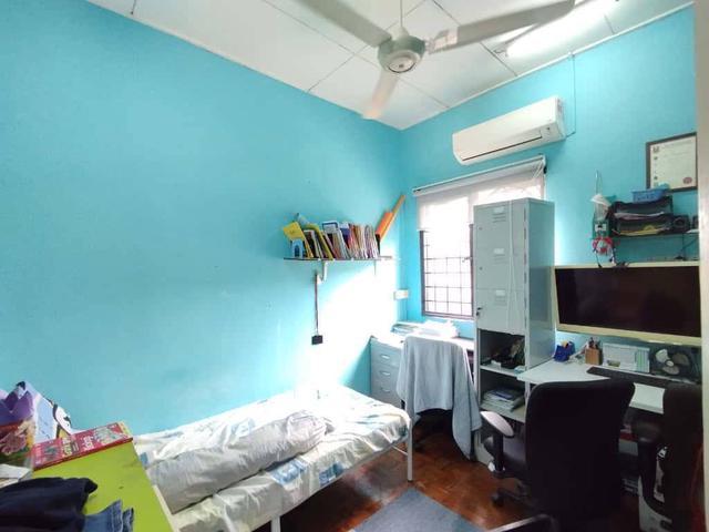 Facing Open Double Storey Terrace Taman Bukit Angsana Cheras KL
