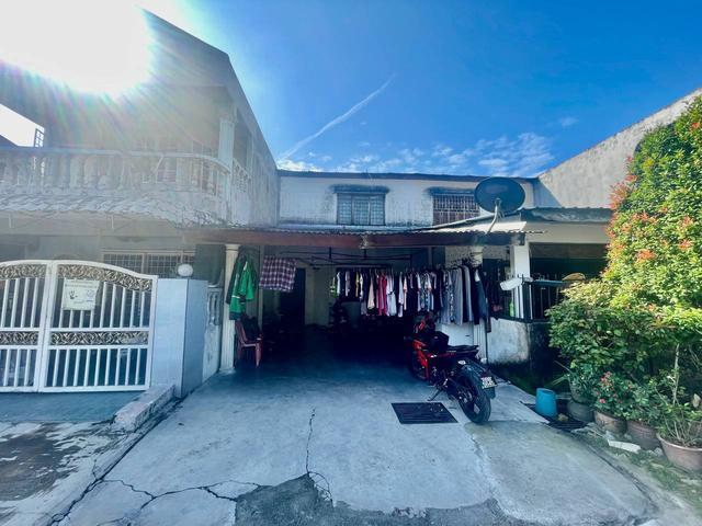 FACING OPEN Double Storey Terrace Taman Kencana Ampang