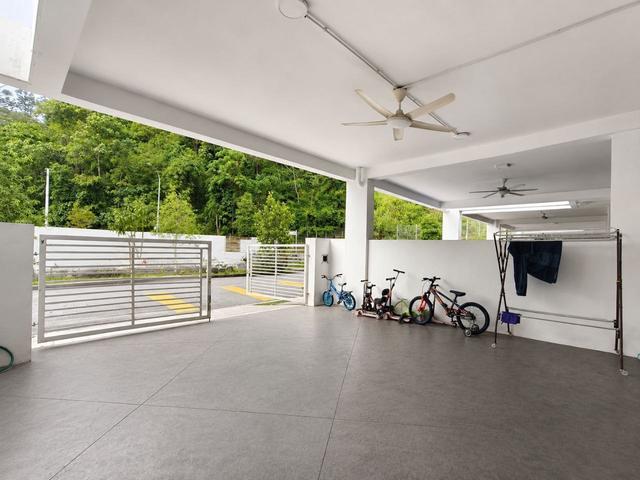 FACING OPEN Double Storey Terrace Tiara Sendayan Sendayan