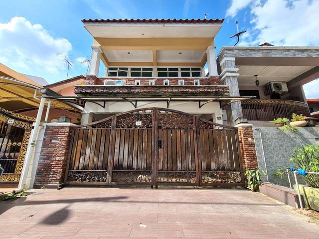 FACING OPEN Double Storey Terraced House Taman Melawati Kuala Lumpur