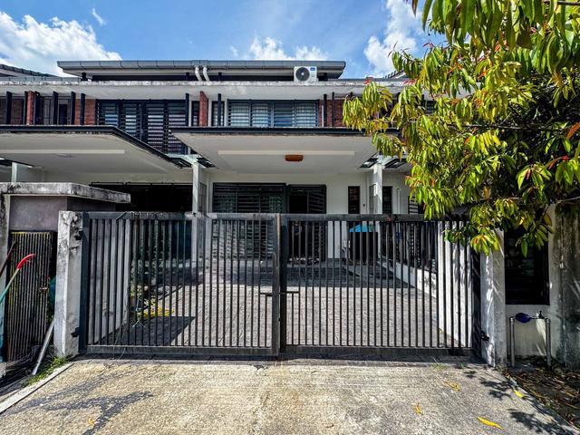 FACING OPEN Elmina Valley 1 Denai Alam Double Storey