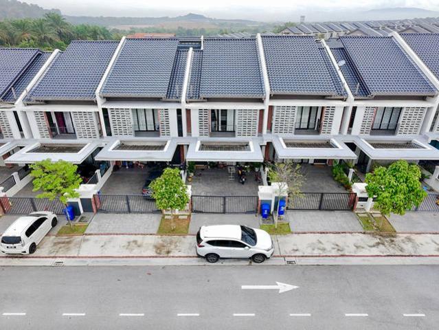 Facing OPEN Elmina Valley 5 Near Lakeside Mall Denai Alam Shah Alam