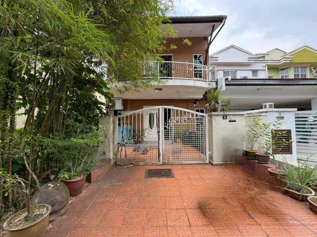 FACING OPEN ENDLOT Double Storey Terrace House Taman Mas 3 Cheras