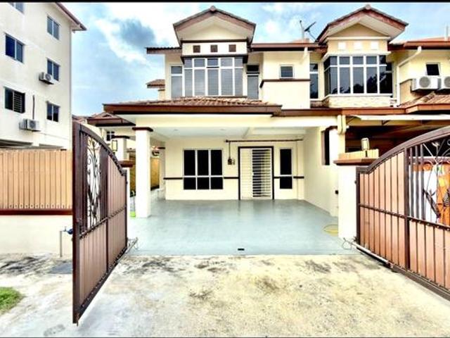 FACING OPEN ENDLOT EXTENDED 2 Storey Vista Hill Mahkota Cheras