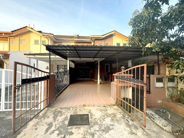Facing Open Freehold