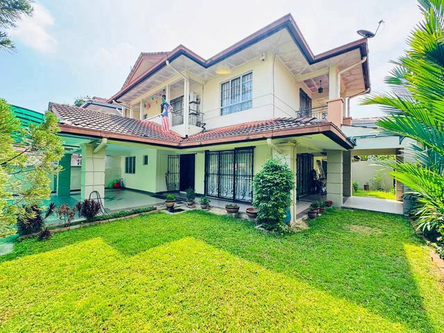 FACiNG OPEN FREEHOLD 2 Storey Semi D Taman Setia 2 Seri kembangan