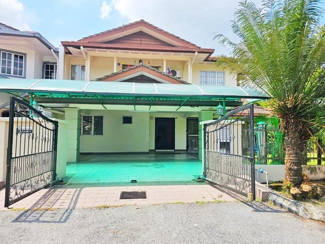 FACING OPEN FREEHOLD 2Storey SemiD Taman Setia Seri Kembangan