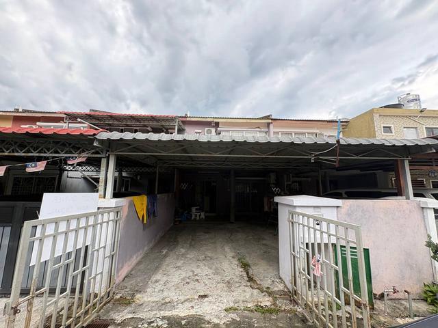 Facing Open Freehold Teres 2 Tingkat Bandar Tasik Kesuma Fasa 3