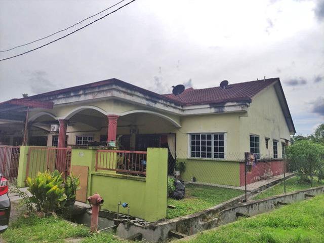 Facing Open Freehold Corner Lot 1Storey Taman Angkasa Kerling