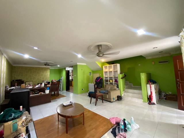 FACING OPEN FREEHOLD Double Storey Taman Prima Saujana Kajang