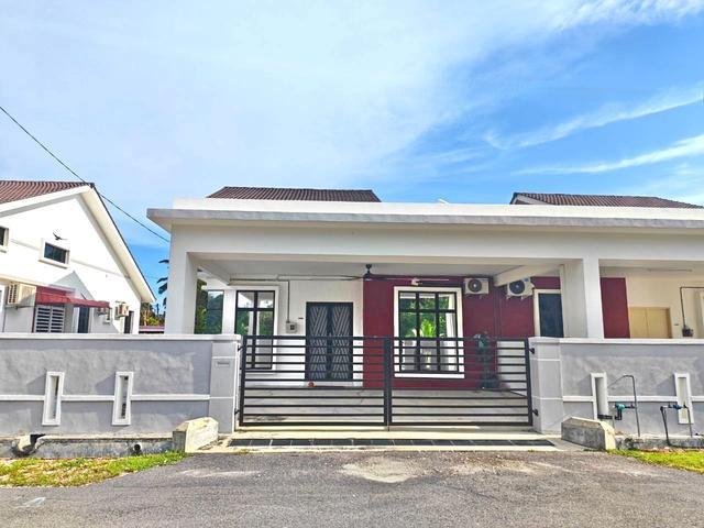 FACING OPEN FREEHOLD Semi D Taman Maju Jaya Merlimau Melaka