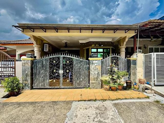 FACING OPEN FULLY RENO 1 Storey Taman Rakan Sungai Long Kajang