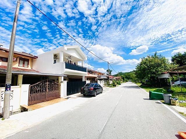 FACING OPEN FULLY RENO 2 Storey Jalan Seroja Bukit Sentosa Rawang