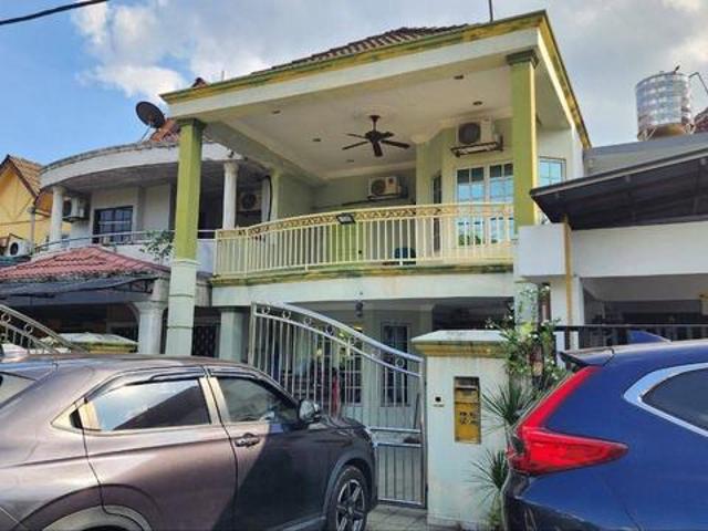 FACING OPEN Fully Renovated Teres 2 tingkat seksyen 19
