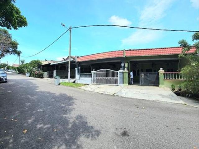 Facing Open Fully Renovated Teres setingkat Taman Muzaffar Shah Ayer