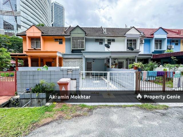 Facing Open, Gated & Guarded | 2 Storey Terrace SS7 Kelana Jaya Petaling Jaya