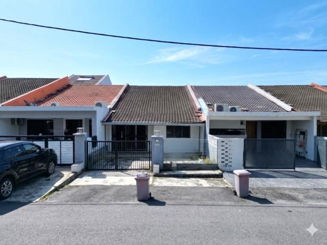 FACING OPEN HOT AREA SS4 Kelana Jaya PJ Single Storey