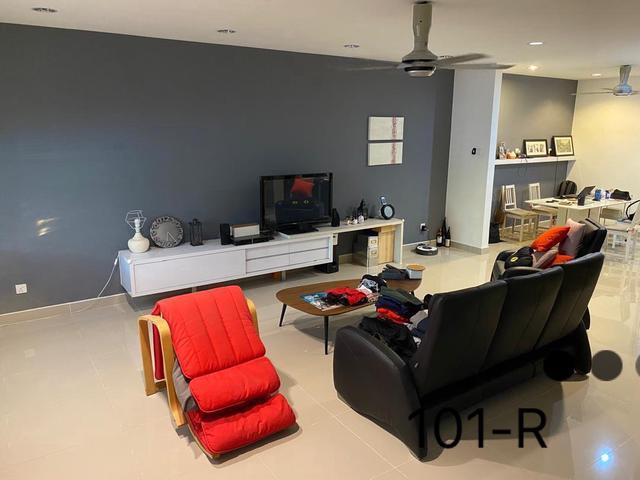 Facing Open Kota kemuning Lagoon home 2sty 2275sqft Reno extended