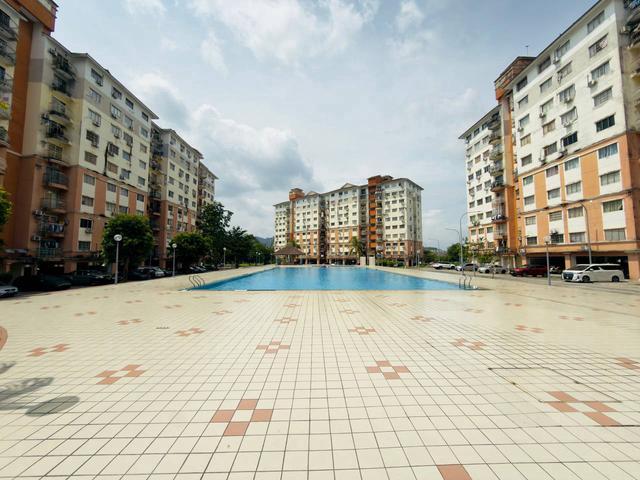 FACING OPEN LOW LEVEL Kondominium Sri Hijau Bandar Mahkota Cheras