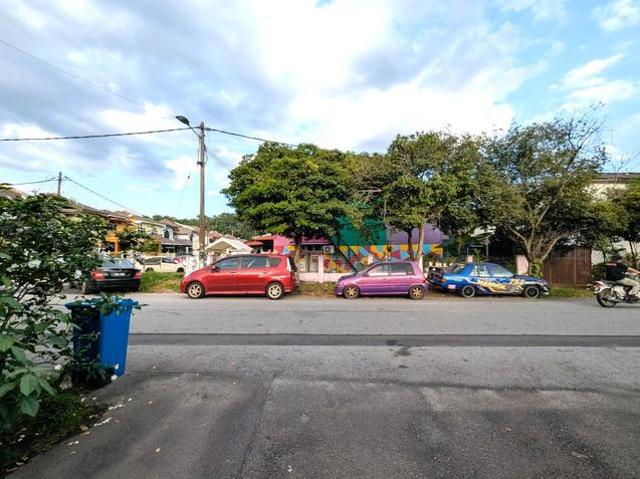 Facing Open Non Bumi Teres Setingkat Seksyen 20 Shah Alam FOR SALE