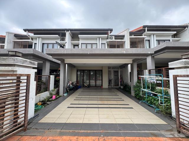 Facing open north tari 3 25x85 Alam Impian seksyen 35 shah alam