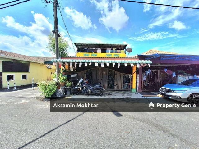 Facing Open & Partially Furnished | Double Storey EndLot Taman Klang perdana