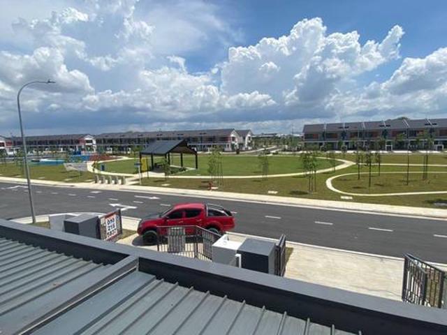 Facing Open Playground 2storey linkhouse lakeside Casira 3 Bukit Raja