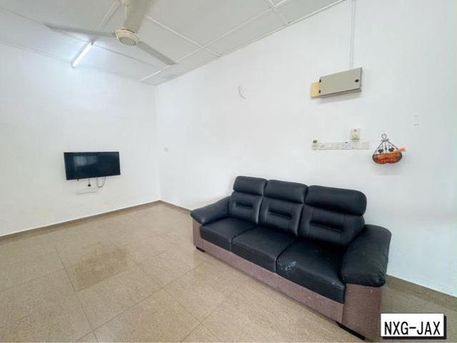 FACING OPEN RENOVATED 1 Storey House Taman Petaling Indah Klang