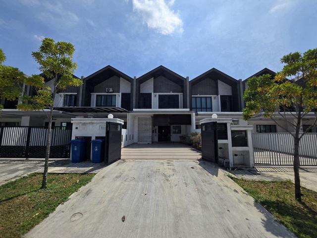 Facing Open Renovated Double Storey Aria Alam Impian Shah Alam