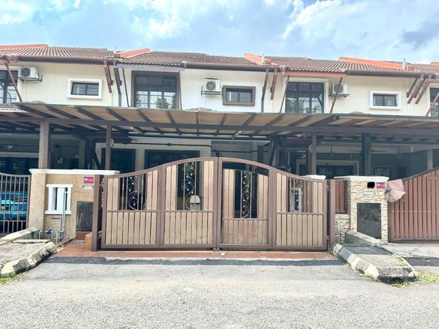 Facing Open Renovated Double Storey Bandar Tun Hussein Onn Cheras